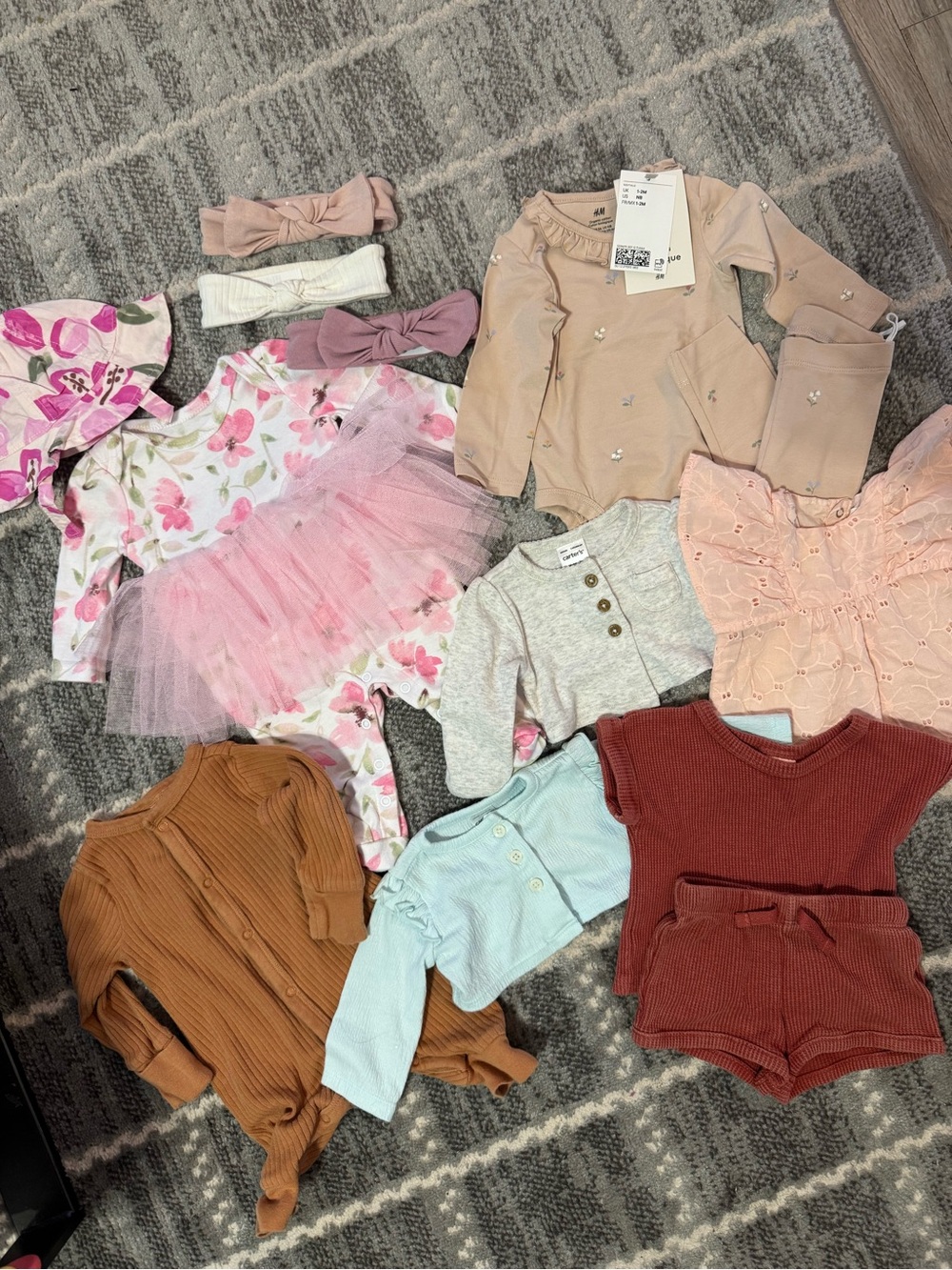 11 Piece Assorted Baby Girls Newborn Clothing